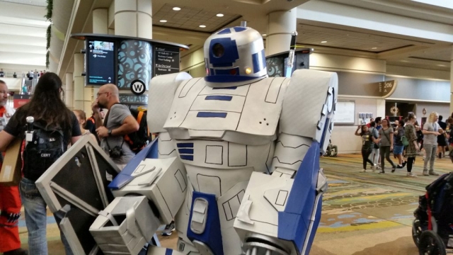 R2-D2 + Transformers!  More than meets your bleepbloop!